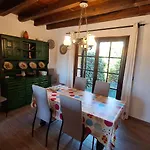 Les Oliveres 33 펜션 *