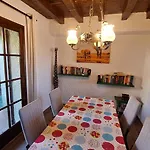 Les Oliveres 33 펜션 레스타르티트