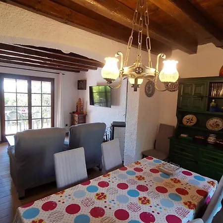 בית נופש Les Oliveres 33 ל'אסטרטיט